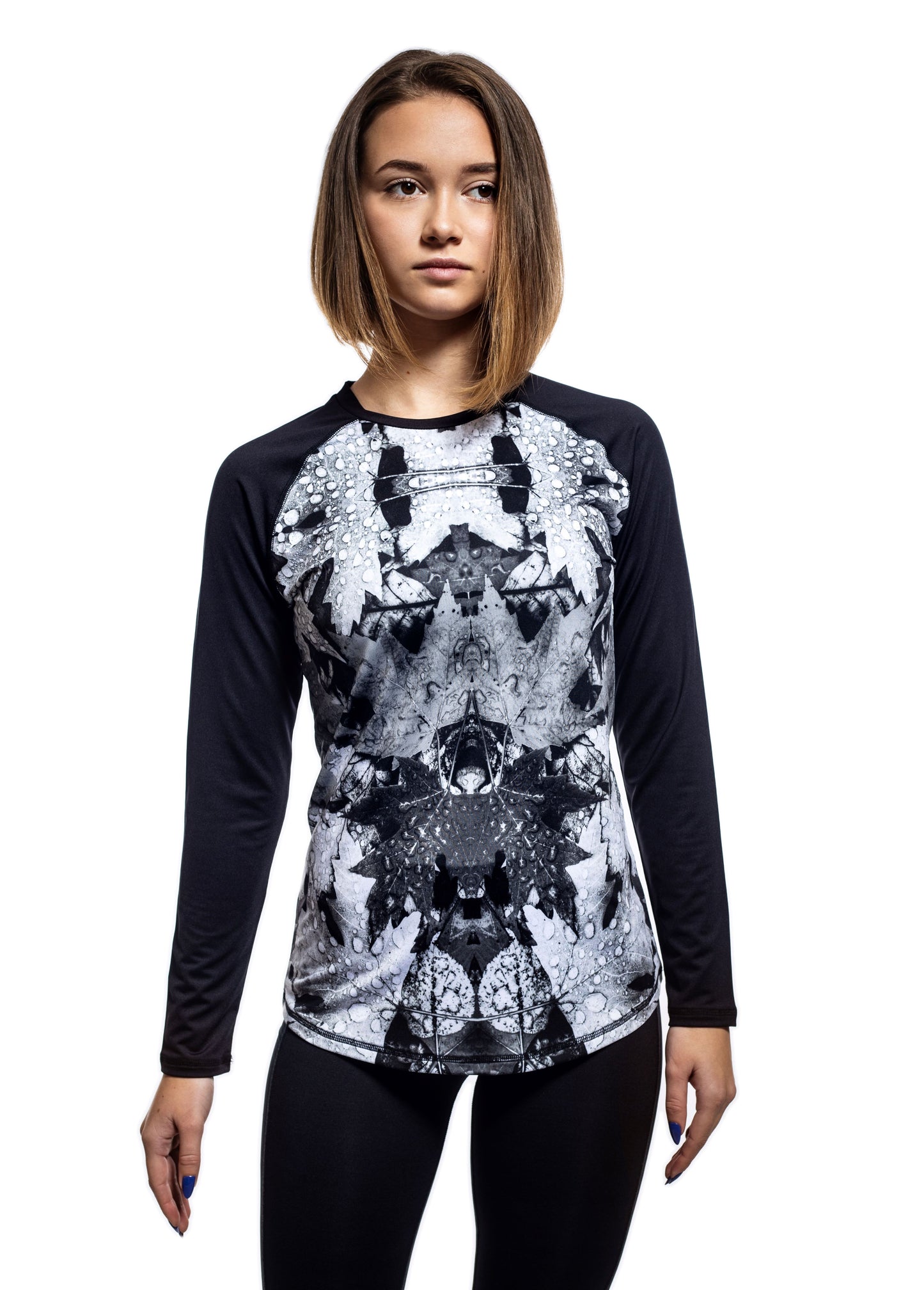 Tricou de damă cu mânecă lungă și guler rotund, cu mânecă raglan
