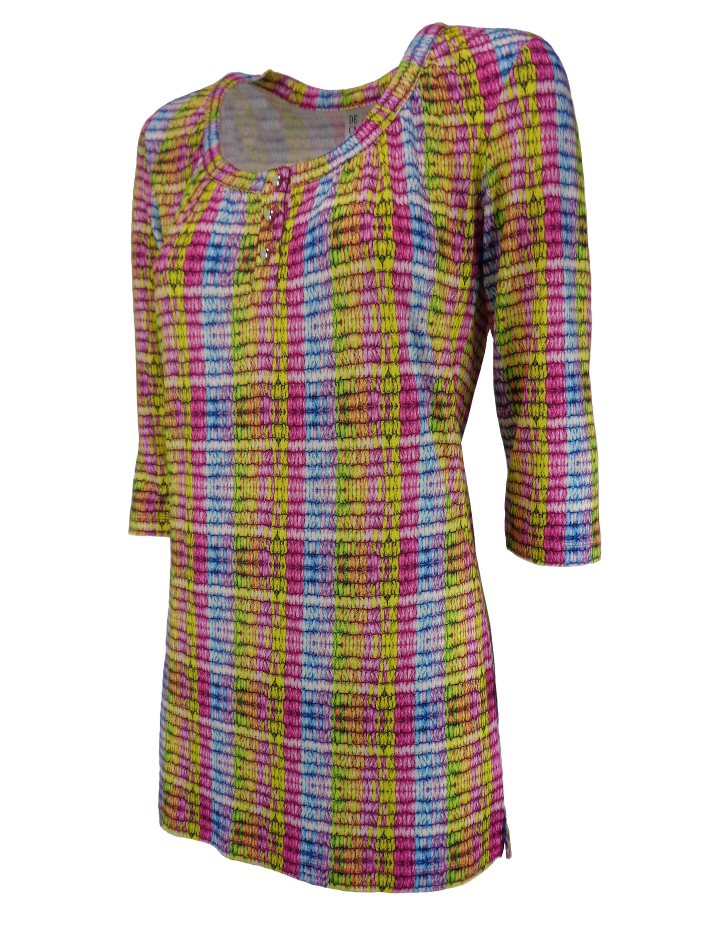 Tunică de damă - tricou cu mânecă 3/4, decolteu rotund și nasturi